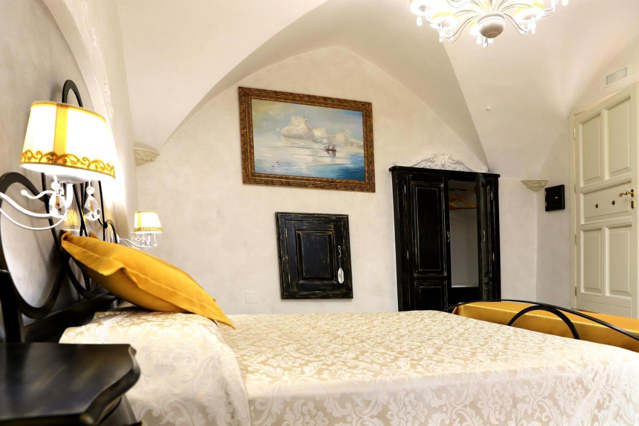 Palazzo Castiglione Bed & Breakfast Gallipoli Exterior foto