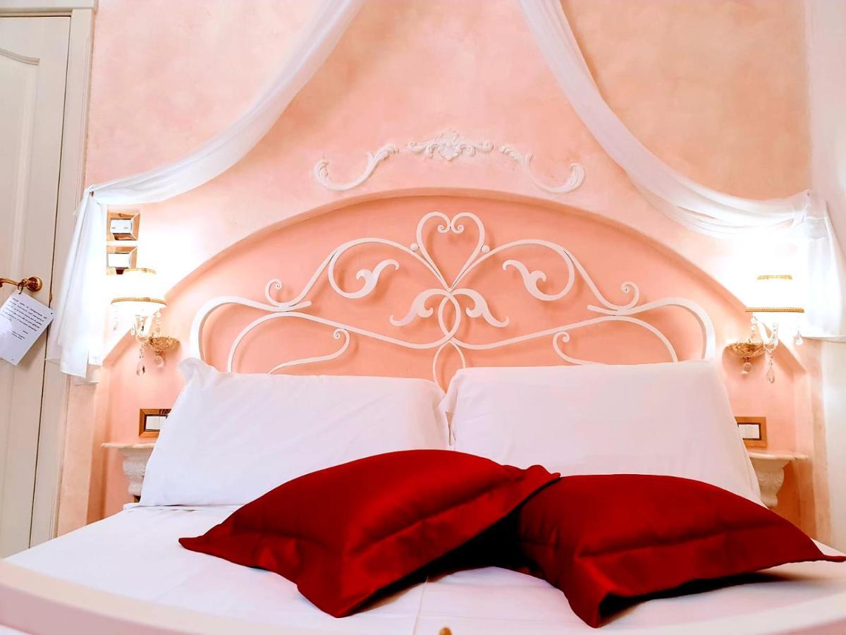 Palazzo Castiglione Bed & Breakfast Gallipoli Exterior foto